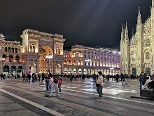 Il duomo la notte 01