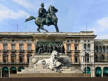 Piazza del Duomo 02