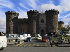 Escursione al Castel nuovo e Il Castel dell'ovo 03