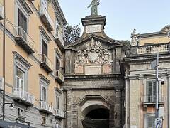 Piazza Dante 08