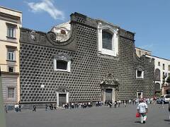 Piazza e Chiesa del Gesù 02