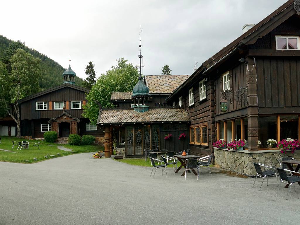 De Bergen à Boverdal